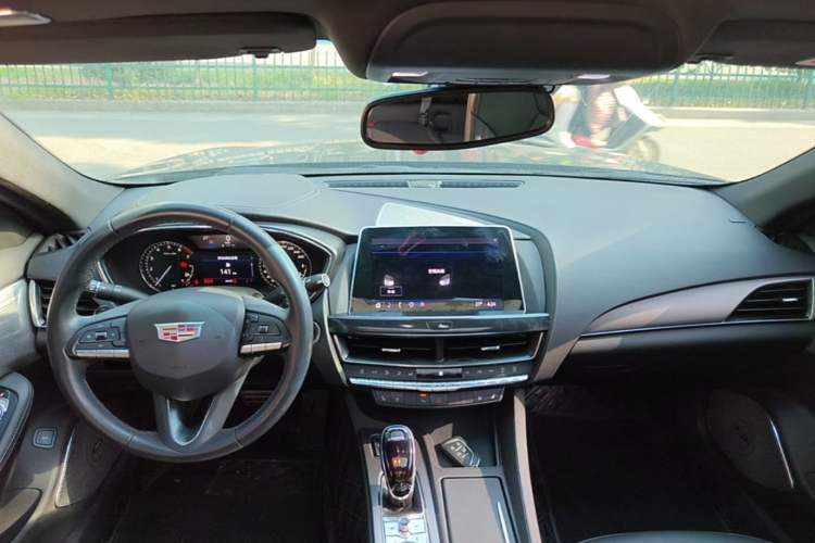 Used Cadillac CT5 2022 28T Luxury Version (Standard Edition) Center Console