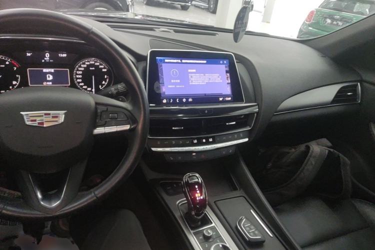 Used Cadillac CT5 2022 28T Luxury Version (Standard Edition) Center Console