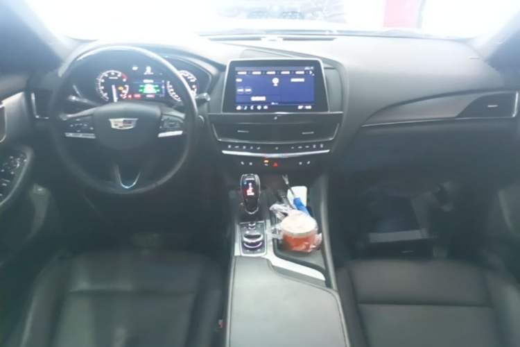 Used Cadillac CT5 2022 28T Luxury Edition Center Console
