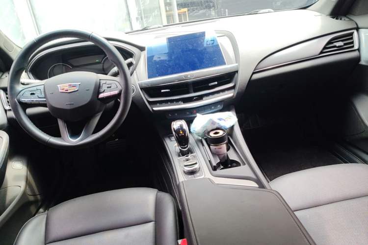 Used Cadillac CT5 2022 28T Luxury Version (Standard Edition) Center Console