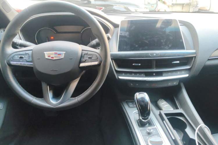 Used Cadillac CT5 2022 28T Luxury Version (Standard Edition) Center Console