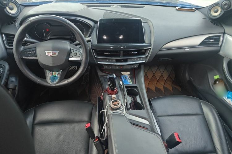 Used Cadillac CT5 2022 28T Luxury Edition Center Console