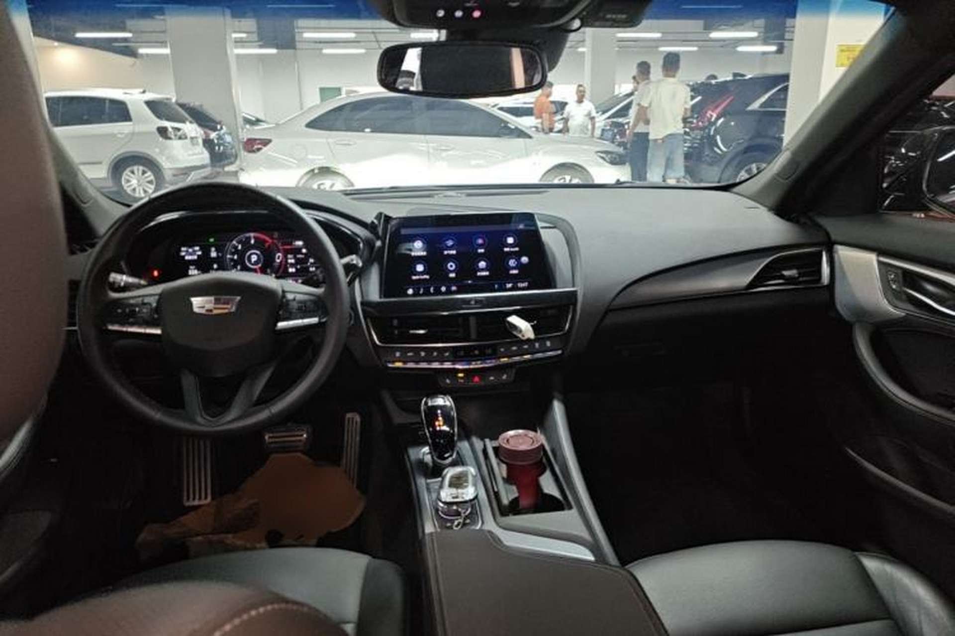 Used Cadillac CT5 2022 28T Prestige Edition Center Console