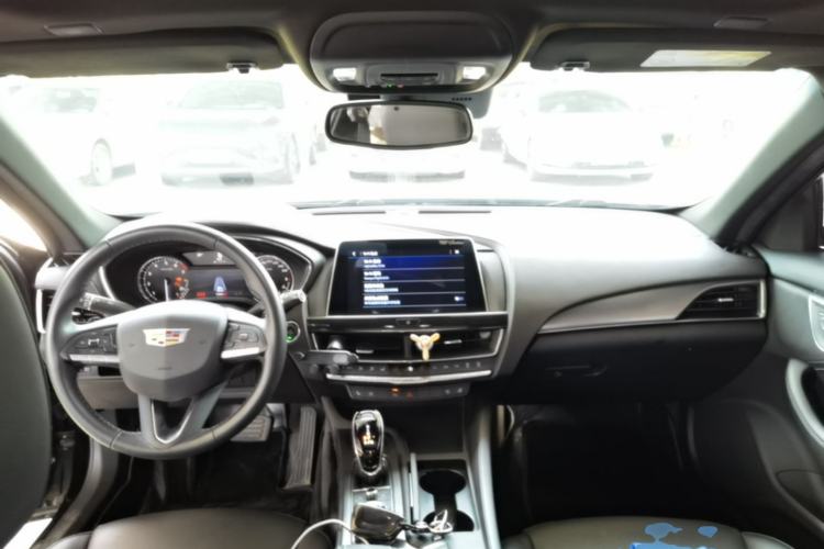 Used Cadillac CT5 2022 28T Luxury Version (Standard Edition) Center Console