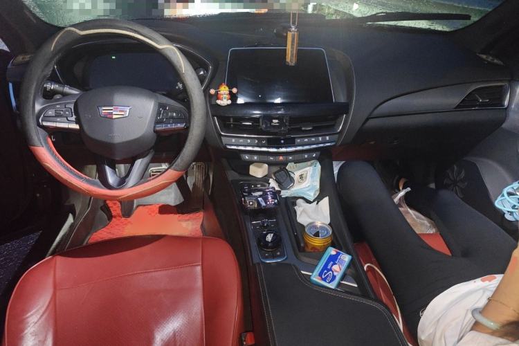 Used Cadillac CT5 2022 28T Luxury Edition Center Console