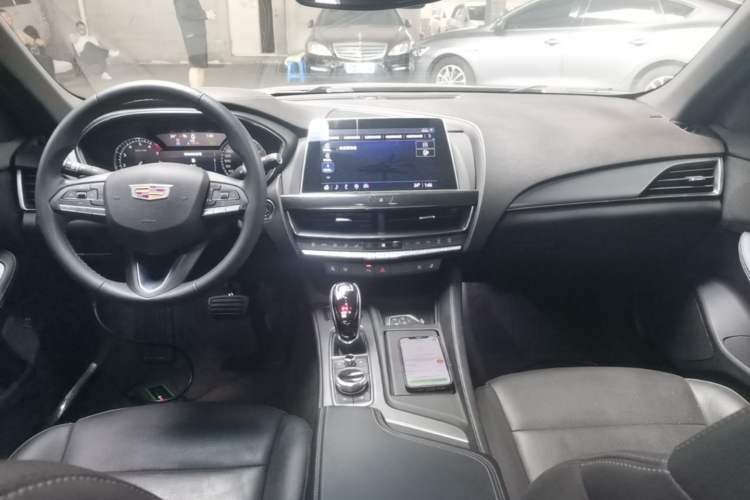 Used Cadillac CT5 2022 28T Luxury Version (Standard Edition) Center Console
