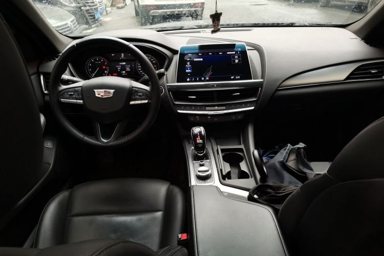 Used Cadillac CT5 2022 28T Luxury Version (Standard Edition) Center Console