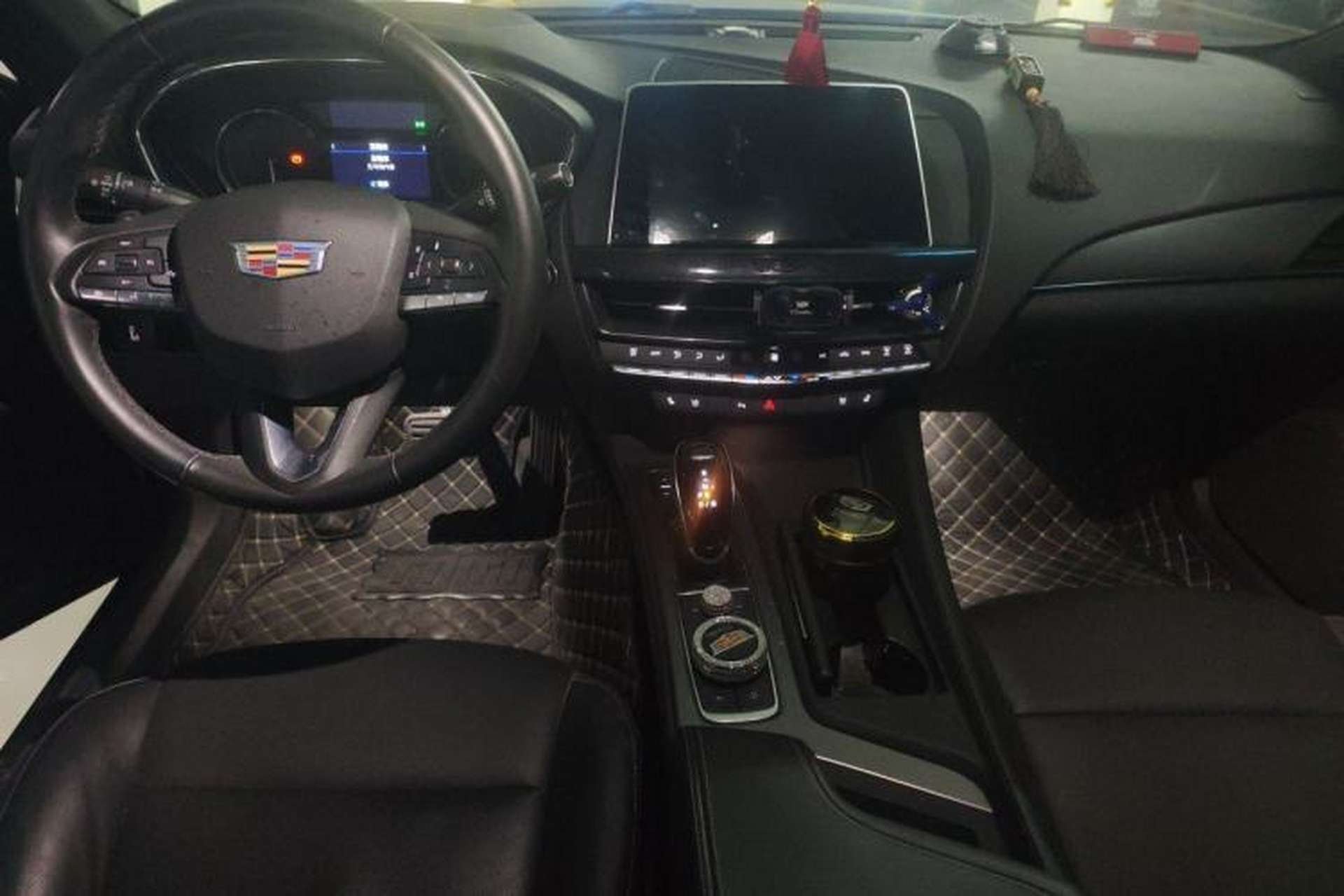 Used Cadillac CT5 2022 28T Luxury Version (Standard Edition) Center Console