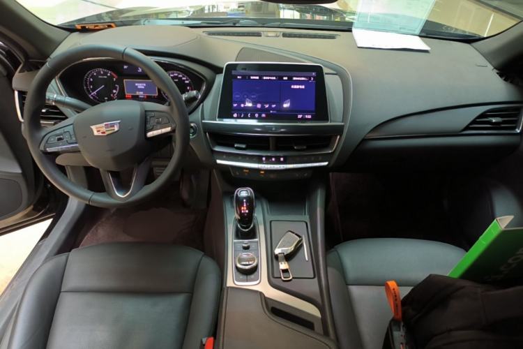 Used Cadillac CT5 2022 28T Luxury Version (Standard Edition) Center Console