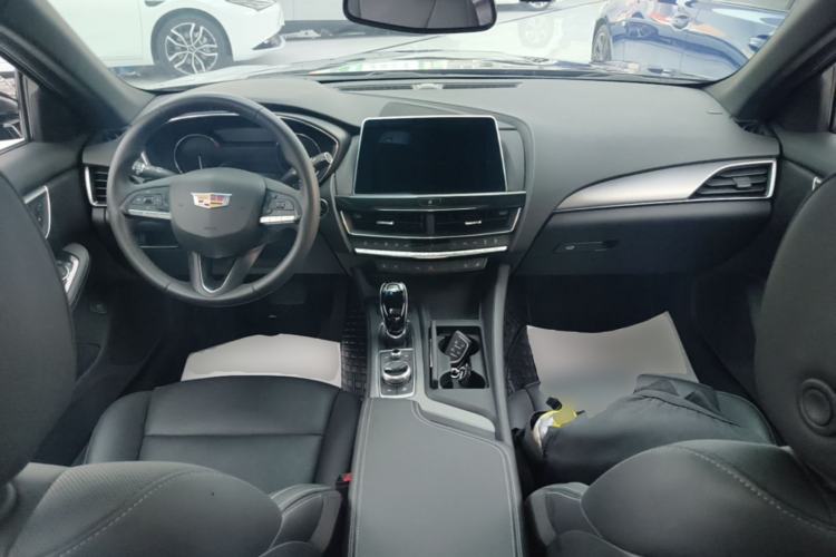 Used Cadillac CT5 2022 28T Luxury Version (Standard Edition) Center Console