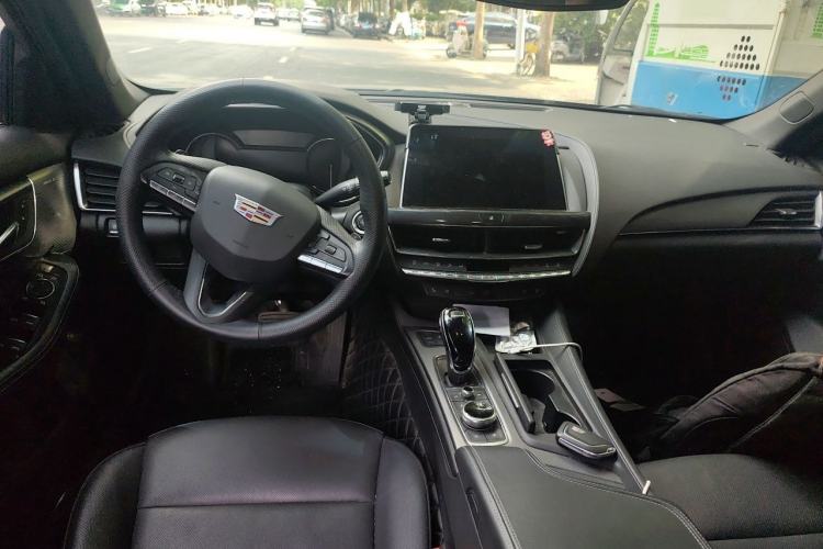 Used Cadillac CT5 2022 28T Luxury Version (Standard Edition) Center Console