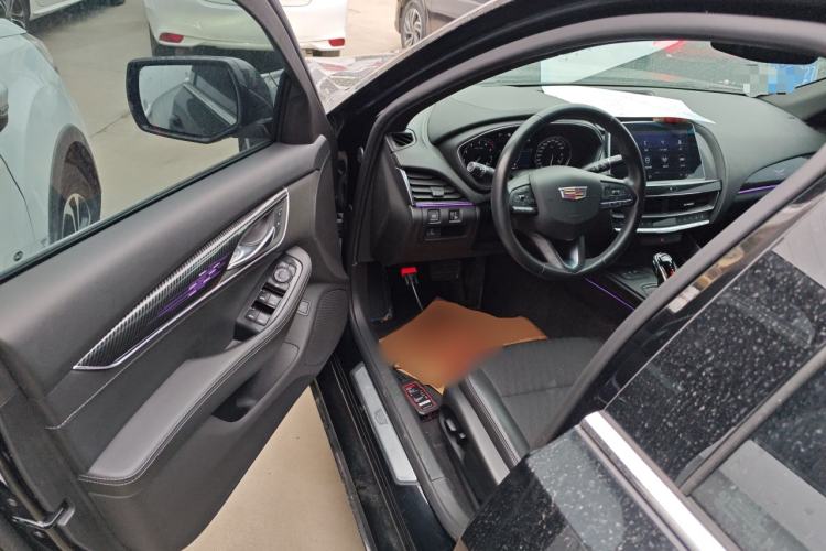 Used Cadillac CT5 2022 28T Fashion Edition Driver Seat
