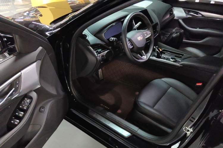 Used Cadillac CT5 2022 28T Prestige Edition Driver Seat