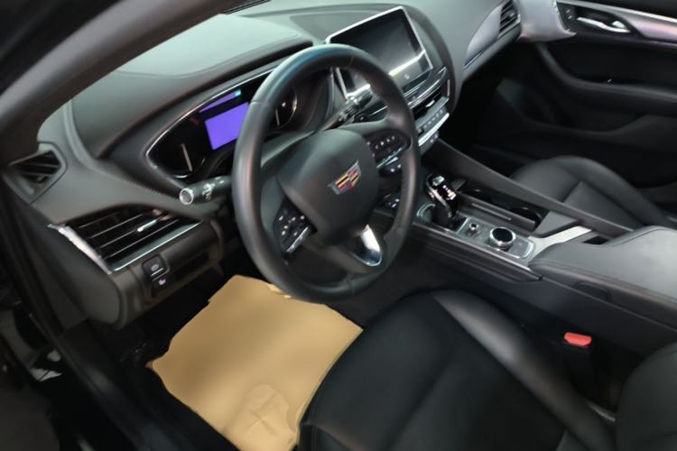 Used Cadillac CT5 2022 28T Luxury Edition Driver Seat