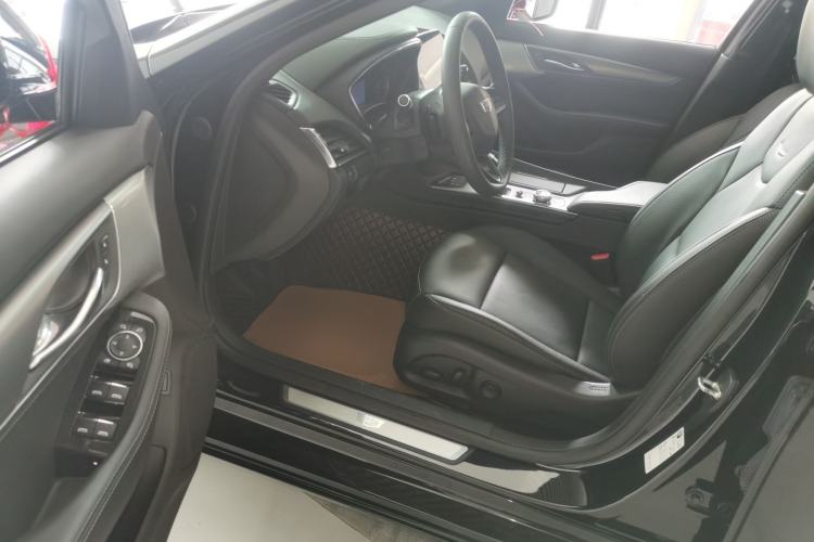 Used Cadillac CT5 2022 28T Luxury Edition Driver Seat