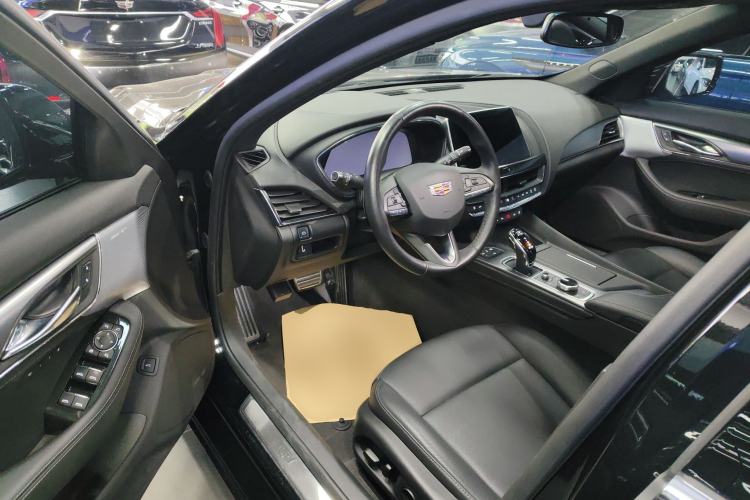 Used Cadillac CT5 2022 28T Prestige Edition Driver Seat