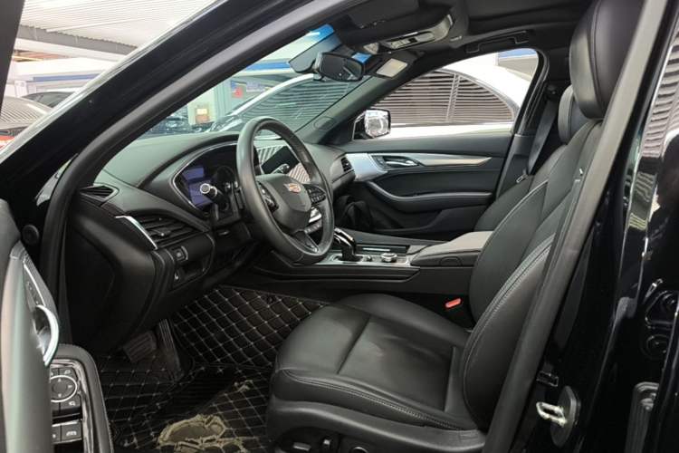 Used Cadillac CT5 2022 28T Luxury Edition Driver Seat