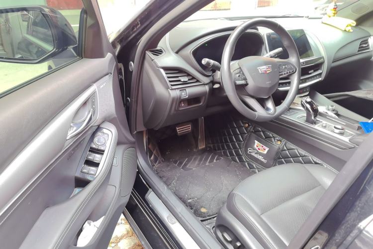 Used Cadillac CT5 2022 28T Prestige Edition Driver Seat