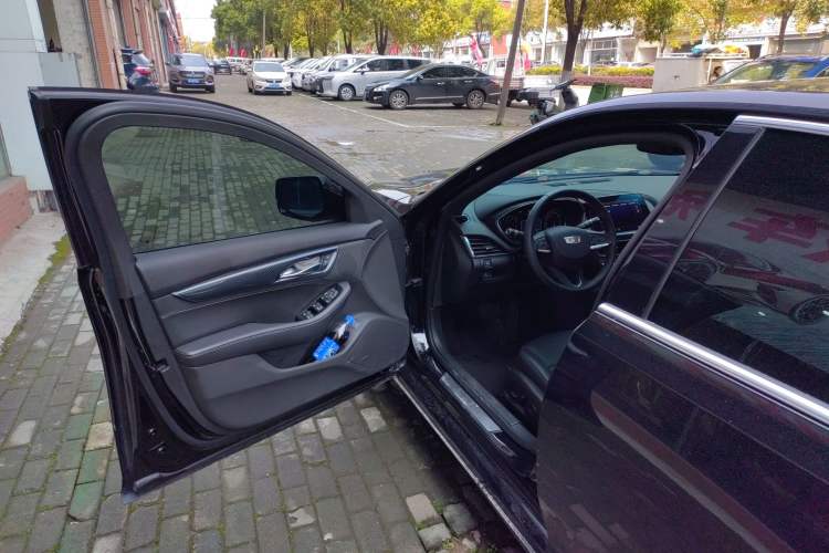 Used Cadillac CT5 2022 28T Luxury Version (Standard Edition) Driver Seat