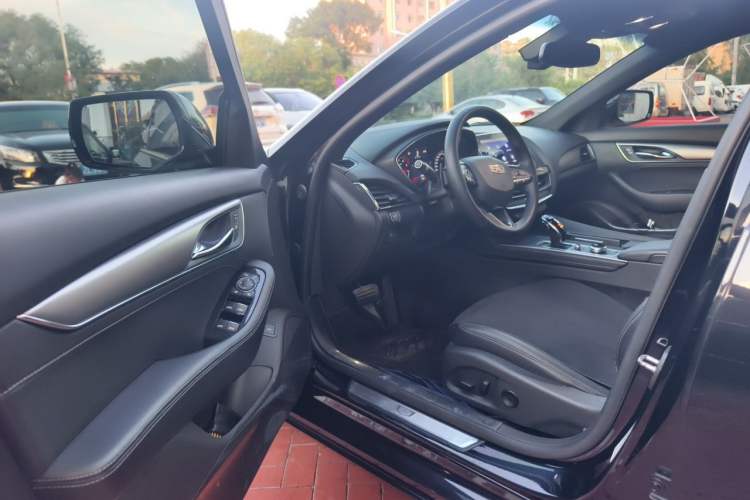 Used Cadillac CT5 2022 28T Luxury Version (Standard Edition) Driver Seat