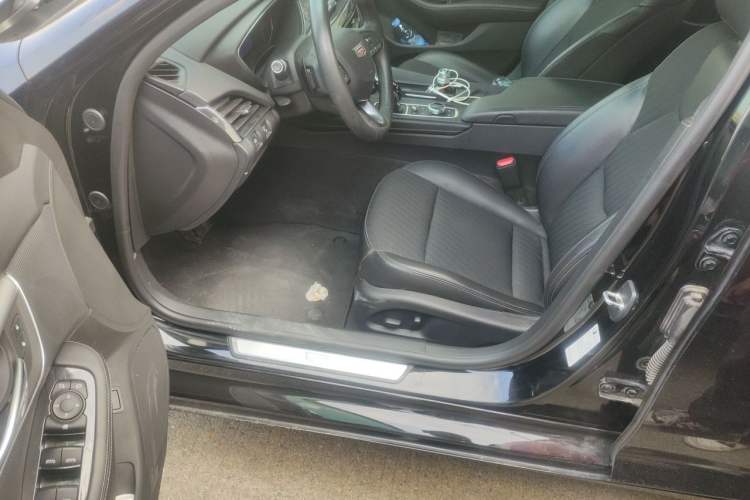 Used Cadillac CT5 2022 28T Fashion Edition Driver Seat