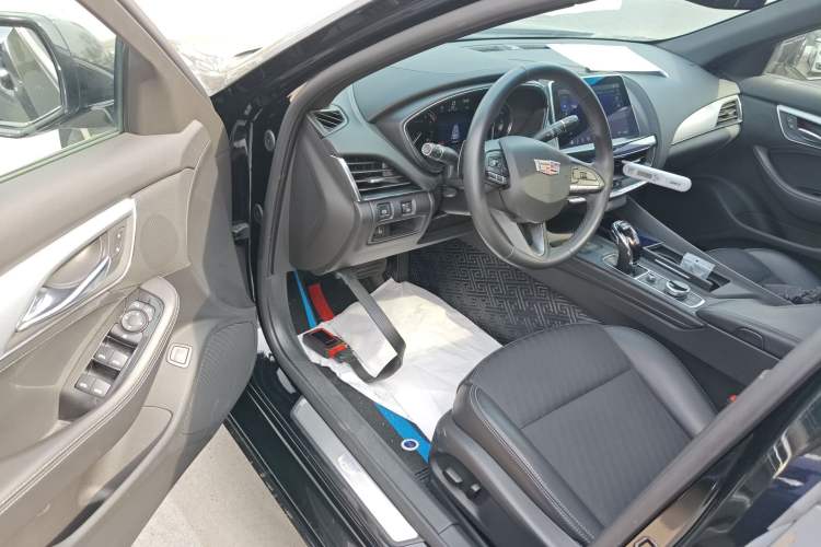 Used Cadillac CT5 2022 28T Fashion Edition Driver Seat