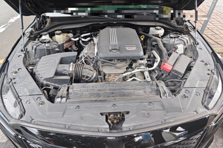 Used Cadillac CT5 2022 28T Luxury Edition Engine Bay