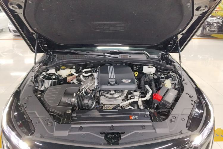 Used Cadillac CT5 2022 28T Luxury Edition Engine Bay
