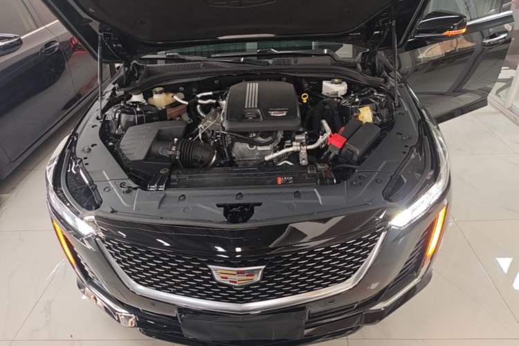 Used Cadillac CT5 2022 28T Luxury Edition Engine Bay