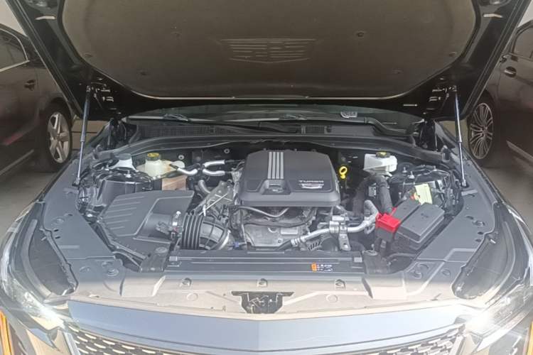 Used Cadillac CT5 2022 28T Luxury Version (Standard Edition) Engine Bay