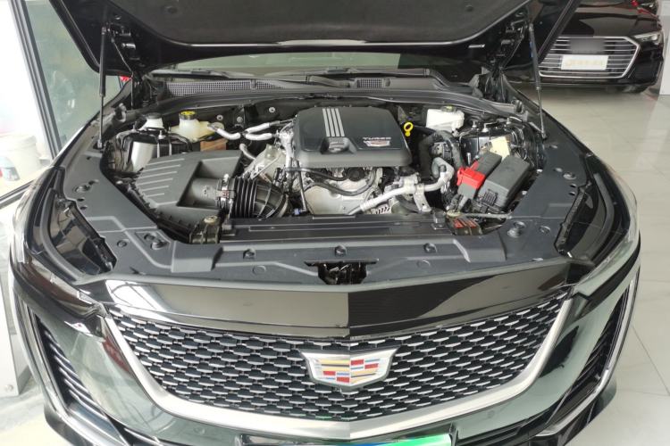 Used Cadillac CT5 2022 28T Luxury Edition Engine Bay