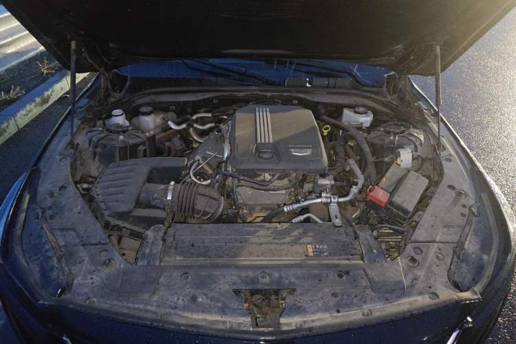 Used Cadillac CT5 2022 28T Luxury Edition Engine Bay