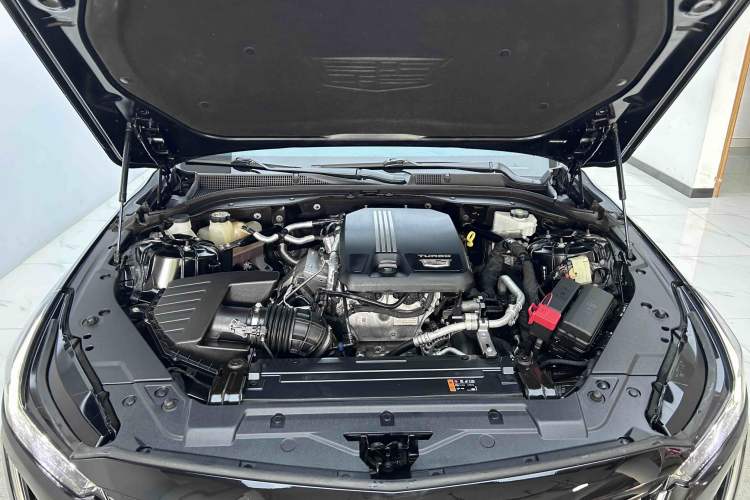 Used Cadillac CT5 2022 28T Luxury Version (Standard Edition) Engine Bay