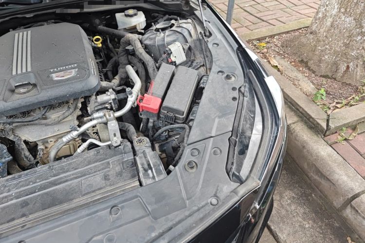 Used Cadillac CT5 2022 28T Luxury Edition Engine Bay Left