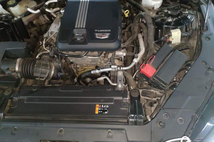 Used Cadillac CT5 2022 28T Luxury Version (Standard Edition) Engine Bay Left