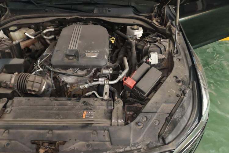 Used Cadillac CT5 2022 28T Luxury Version (Standard Edition) Engine Bay Left