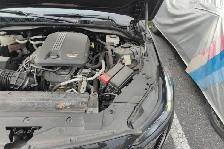 Used Cadillac CT5 2022 28T Prestige Edition Engine Bay Left