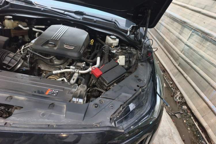 Used Cadillac CT5 2022 28T Prestige Edition Engine Bay Left