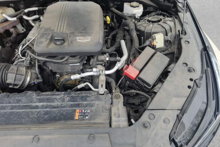 Used Cadillac CT5 2022 28T Luxury Version (Standard Edition) Engine Bay Left
