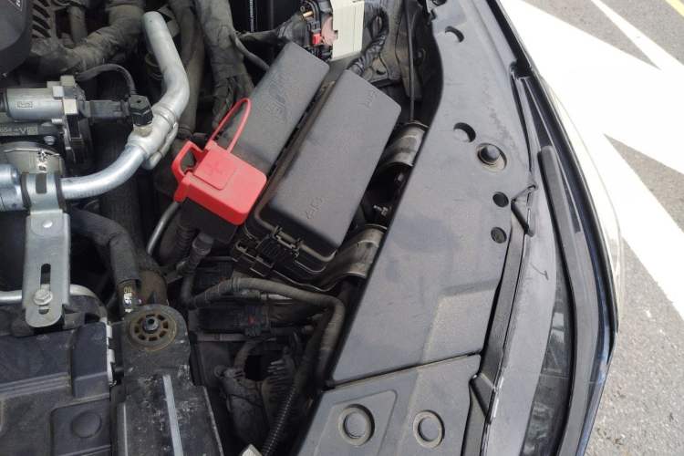Used Cadillac CT5 2022 28T Prestige Edition Engine Bay Left