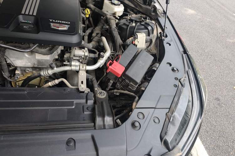 Used Cadillac CT5 2022 28T Luxury Version (Standard Edition) Engine Bay Left