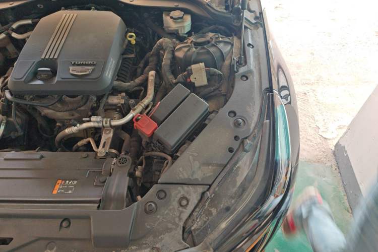 Used Cadillac CT5 2022 28T Prestige Edition Engine Bay Left