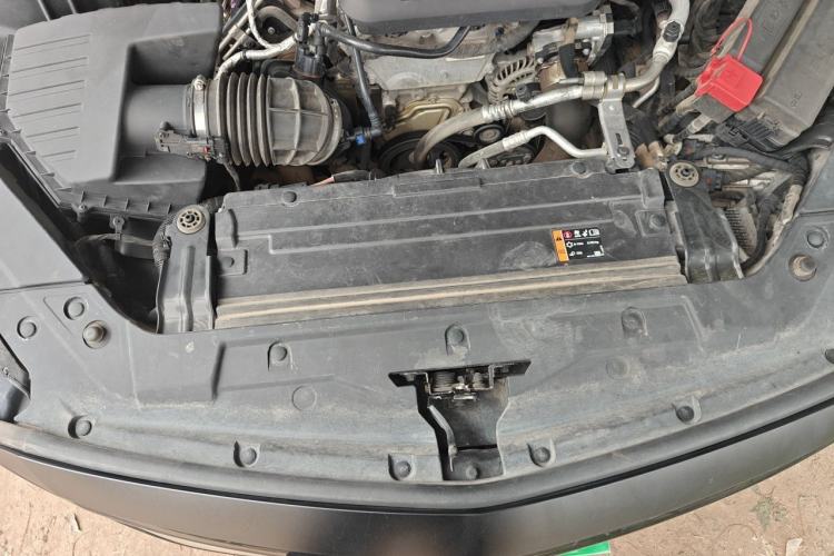 Used Cadillac CT5 2022 28T Luxury Edition Engine Bay