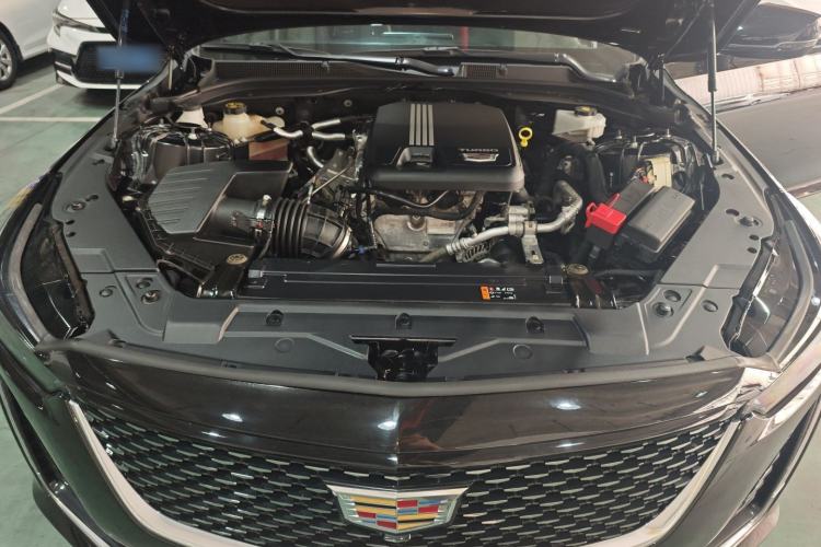 Used Cadillac CT5 2022 28T Luxury Edition Engine Bay