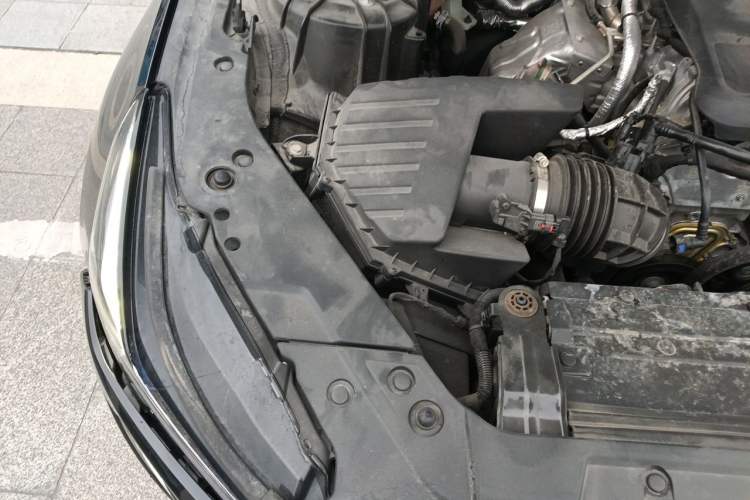 Used Cadillac CT5 2022 28T Luxury Version (Standard Edition) Engine Bay Right