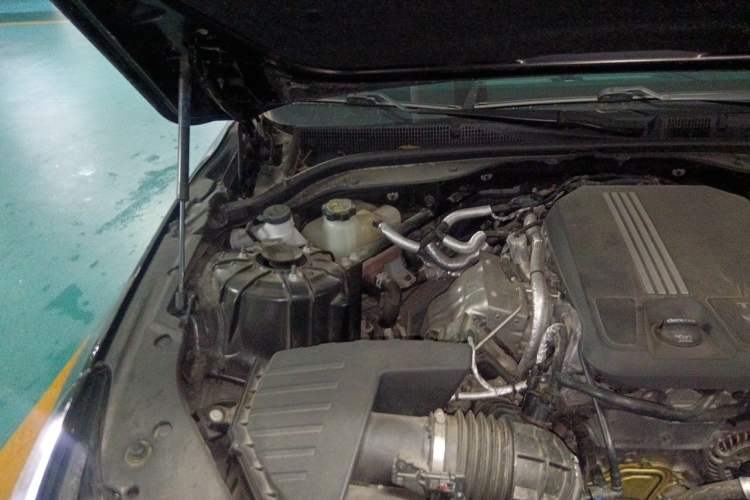 Used Cadillac CT5 2022 28T Prestige Edition Engine Bay Right