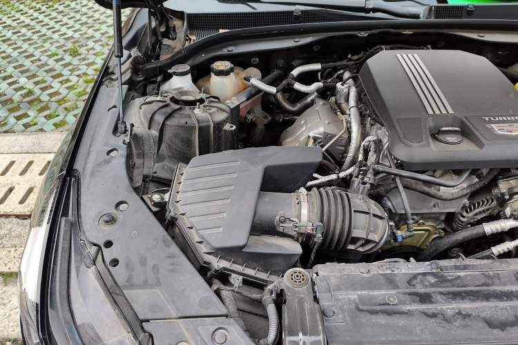 Used Cadillac CT5 2022 28T Luxury Version (Standard Edition) Engine Bay Right