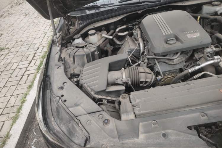 Used Cadillac CT5 2022 28T Luxury Version (Standard Edition) Engine Bay Right