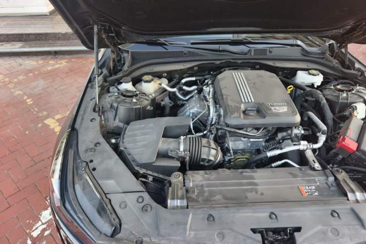 Used Cadillac CT5 2022 28T Luxury Version (Standard Edition) Engine Bay Right