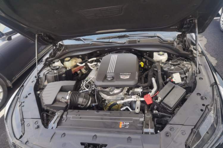 Used Cadillac CT5 2022 28T Fashion Edition Engine Bay